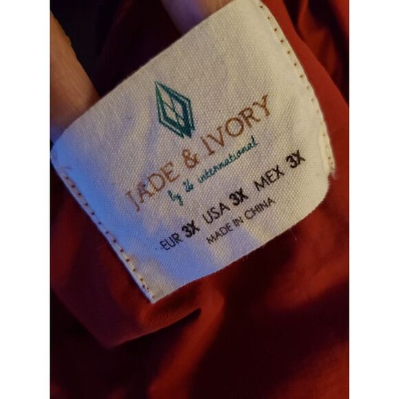 Jade & Ivory Women's Hooded Zip Up Jacket Red 3X Love Always Wins Drawstring - Picture 6 of 9